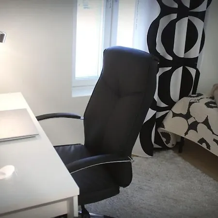 Luksuskolmio Jaervinaekoealalla *