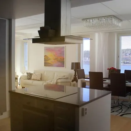 Luksuskolmio Jaervinaekoealalla * Jyväskylä