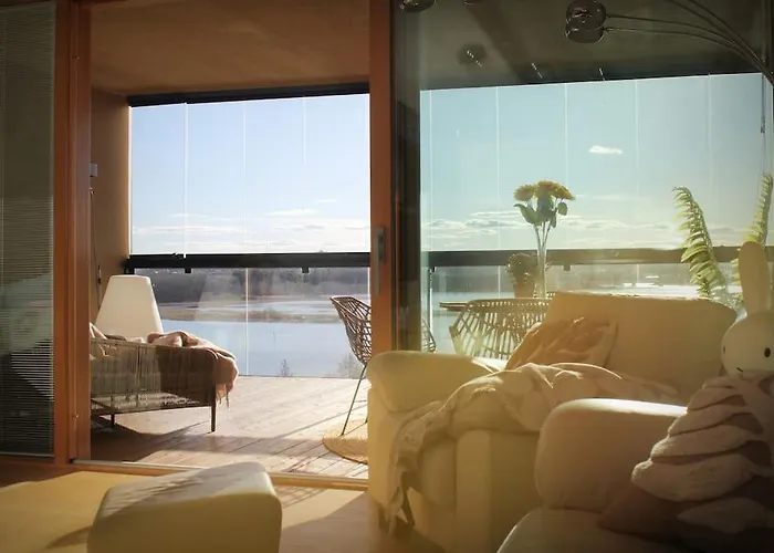 Lejlighed Luksuskolmio Jaervinaekoealalla Jyväskylä